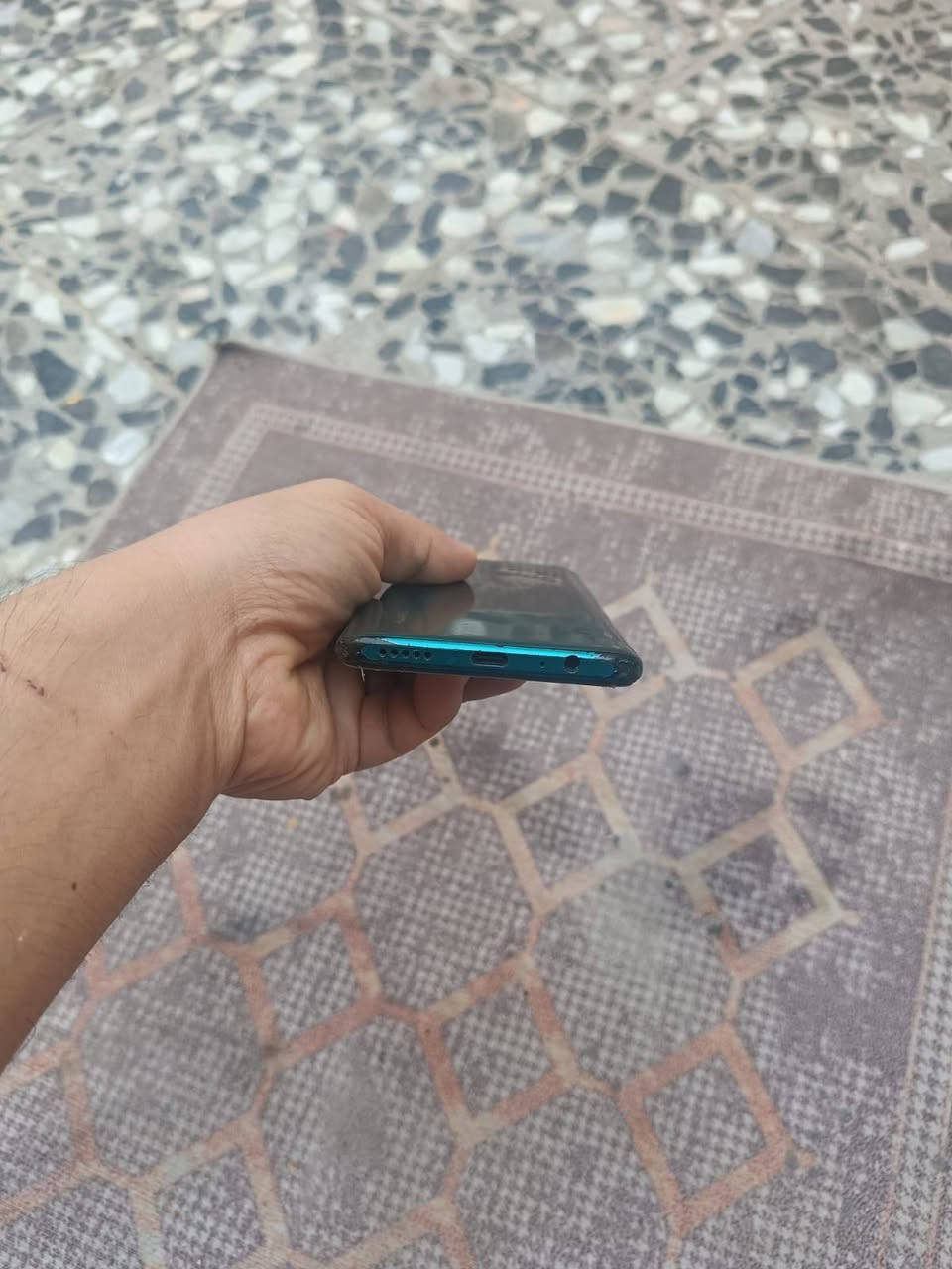 هواوي HUAWEI Y7a مستبدل شاشه فقط جهاز جدا نضيف ذاكره 128 الجهاز كله شغال تجي تفحص ع راحتك اتصال نت صوت كامرات سيم كرت كله شغال سعره 70 قفل  مكاني بغداد مدينه الصدر ماعندي توصيل شراي اتصل ***********
