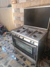 طباخين طباخ يشتغل مابي شي وثاني عوزه عيون وترتيبات للبيع ثنينهن مابيع ...