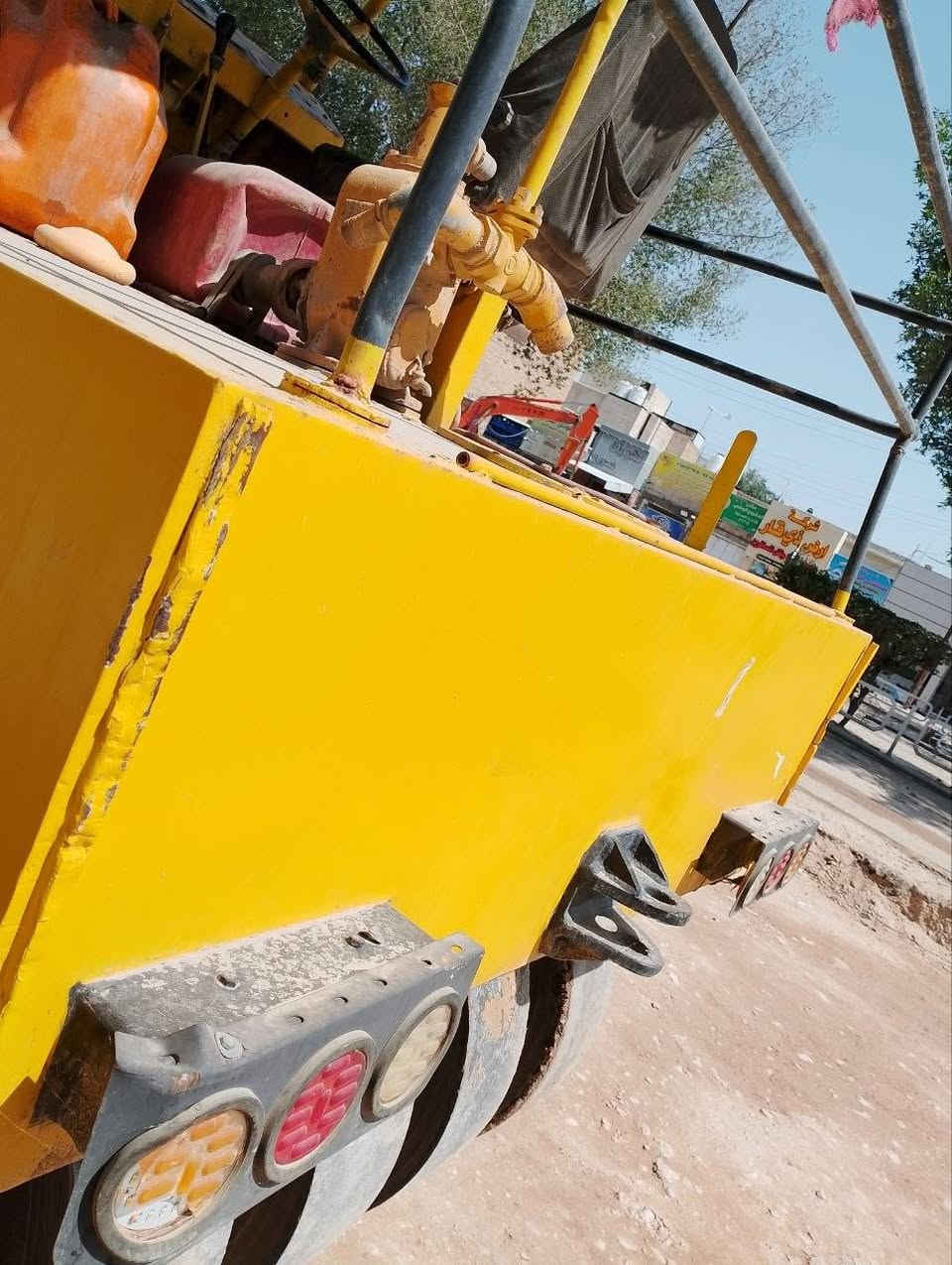 ساكاي رقم منفيس 92محرك عادي حاليا متروكه للبيع على وضع الشركه زناجيل بريك دناكير بلاد سعر، مناسب 
ناصرية مركز 
***********
40 بيها مجال
