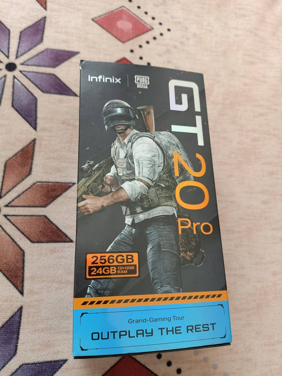 وحش الالعاب Infinix GT 20 Pro
وحده التركيز8200 معالج 24 12 + 12
كاميرا الخلفيه 108 
كاميرا الاماميه 32
بطاريه 5000
شاشه 144 هيرتز
ذاكره 256 
جهاز شرط نظيف مقابيل العين اغراضه كلها كامله سماعات كرتونه شاحنه ما بي اي نقص فقط اللي موضح بالصوره تواصل رقم واتساب ***********

نص مكتوب في الصور:
- الإعدادات الحساب عناصر التحكم الرسومات الجرافيكية مفاتيح التحكم الحساسية الالتقاط نقطة التصويب والمؤثرات الصوت ورد فعل اللمس الإشعارات X مخصص معدل إطارات أفضل متوازنة رسومات أفضل (مخصصة: اضبط التفضيلات يدويًا. لكن انتبه، فقد يؤدي تعيين قيم عالية لجميع الإعدادات إلى مشكلات في الأداء، مثل ارتفاع درجة الحرارة أو معدل الإطارات: مرتفع الرسومات: عالية الدقة Hub معدل الإطارات: إكستريم+ الرسومات: سلسة ساحة الانتظار معدل الإط HUB المنزل سلسة سلسة فائقة متوازنة عالية الدقة HDR فائق HDR عالي HDR ألترا إكستريم إكستريم+ قوية فائقة مرتفع متوسطة توفير الطاقة ضبط ذكي ضبط يدو تعديل مفضّل لمعدّل الإطارات (يجب خفضه إن ارتفعت حرارة الجهاز أو الرسومات التكيفية: تفعيل توفير الطاقة: تفعيل تنعيم الحواف: تعطيل (إعادة التعيين لاستعادة إعدادات