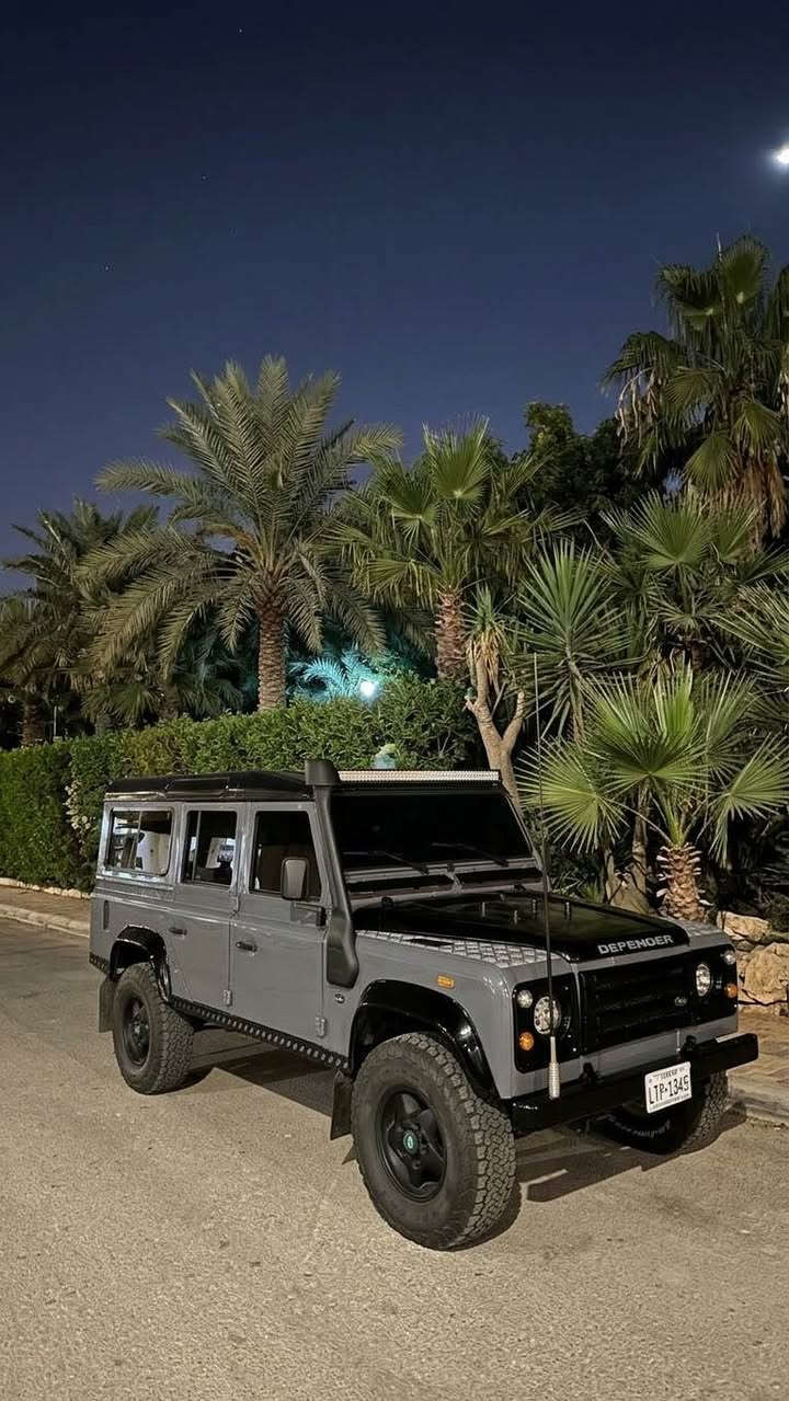ديفندر • ٢٠٠٣ • ڤي8