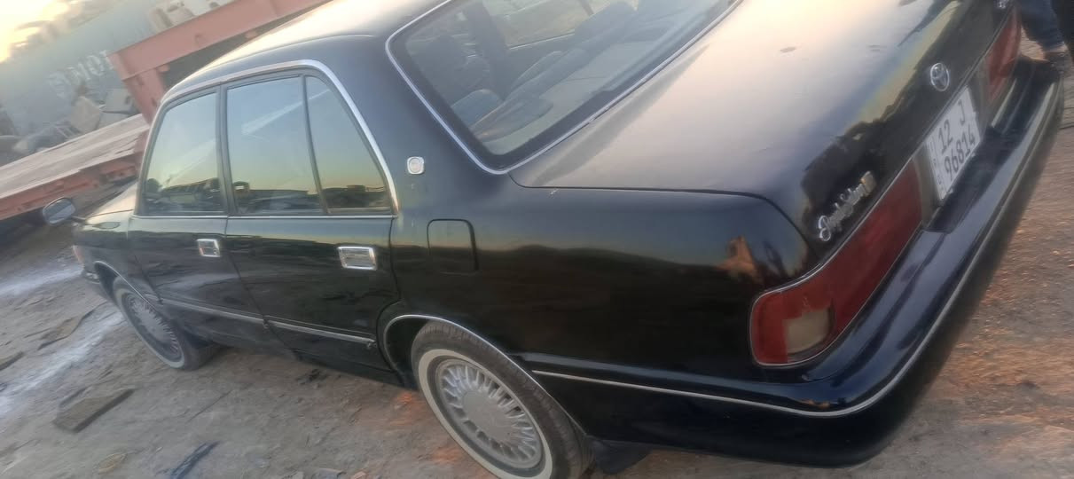 للبيع كراون ارنب طويل محرك 2500رقم نينوى جديد موديل 92مكان بغداد ***********
