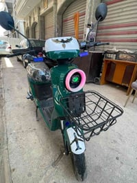 ماطور شحن R9 • ٥ بطاريات • تايرات جديدة