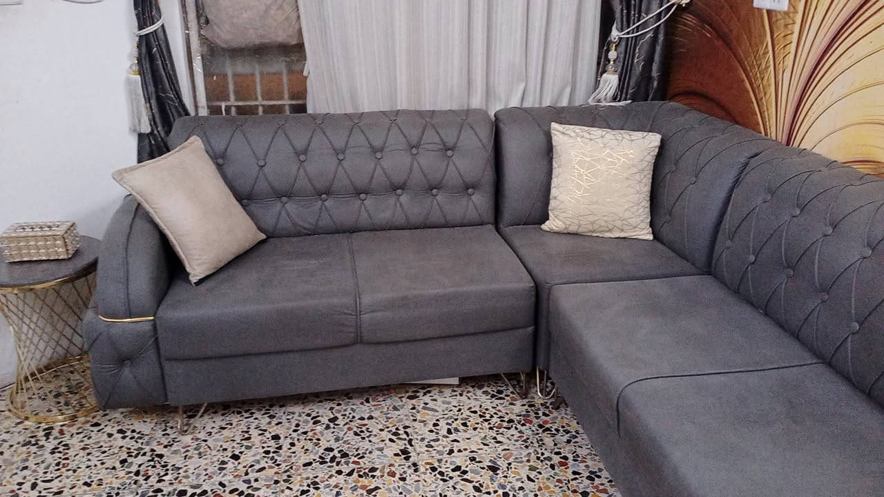السلام عليكم ورحمه الله وبركاته تخم ديوان ١٠ مقاعد جديد مابي اي ضرر مع طبلات عدد اربعه التخم سعره ٤٥٠ والطبلات ١٠٠ للاسفسار الاتصال على الرقم ‏‪***********‬‏
