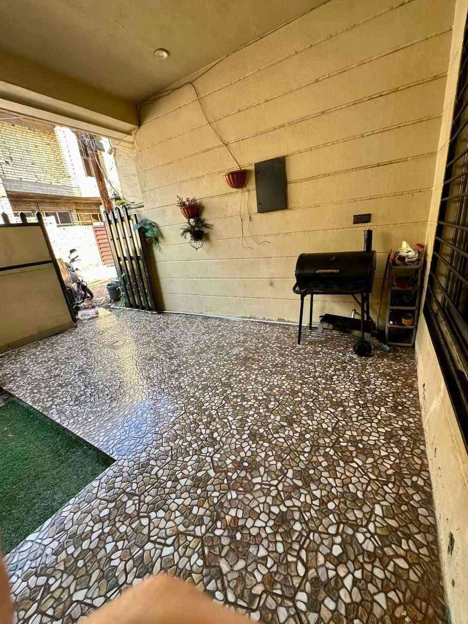 بيت للبيع الدوره شارع المصافي شارع زيتونه 100 متر 3 غرف نوم طابيقين كامل فول من كلشي للاستفسار*********** بغداد, العراق
