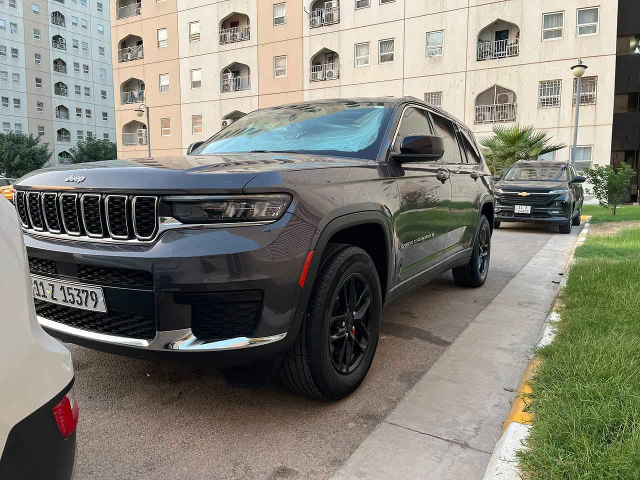 السلام عليكم 
جيب گراند شيروكي 
3600
4weel
وارد أمريكي 
ماشيه ٧٥ألف كيلو متر 
بدون أيرباك أستخدام نظيف
٧راكب
السياره مبيها أي نقص 
كلشي بلادي بيها 
غير الصبغ مال الحادث
السياره ممفتوح بيها كلشي
***********
للبيع أو المرواوس
موديل ٢٣
بيها الچاملغ اليمين الخلفي والباب مبدل 
وصبغ جوه يده الباب مال السايق
