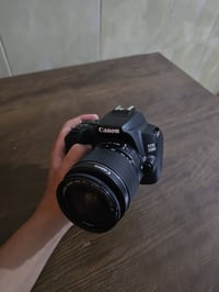 كانون 250d • عدسة 18-55 • عدسة 50mm f1.8