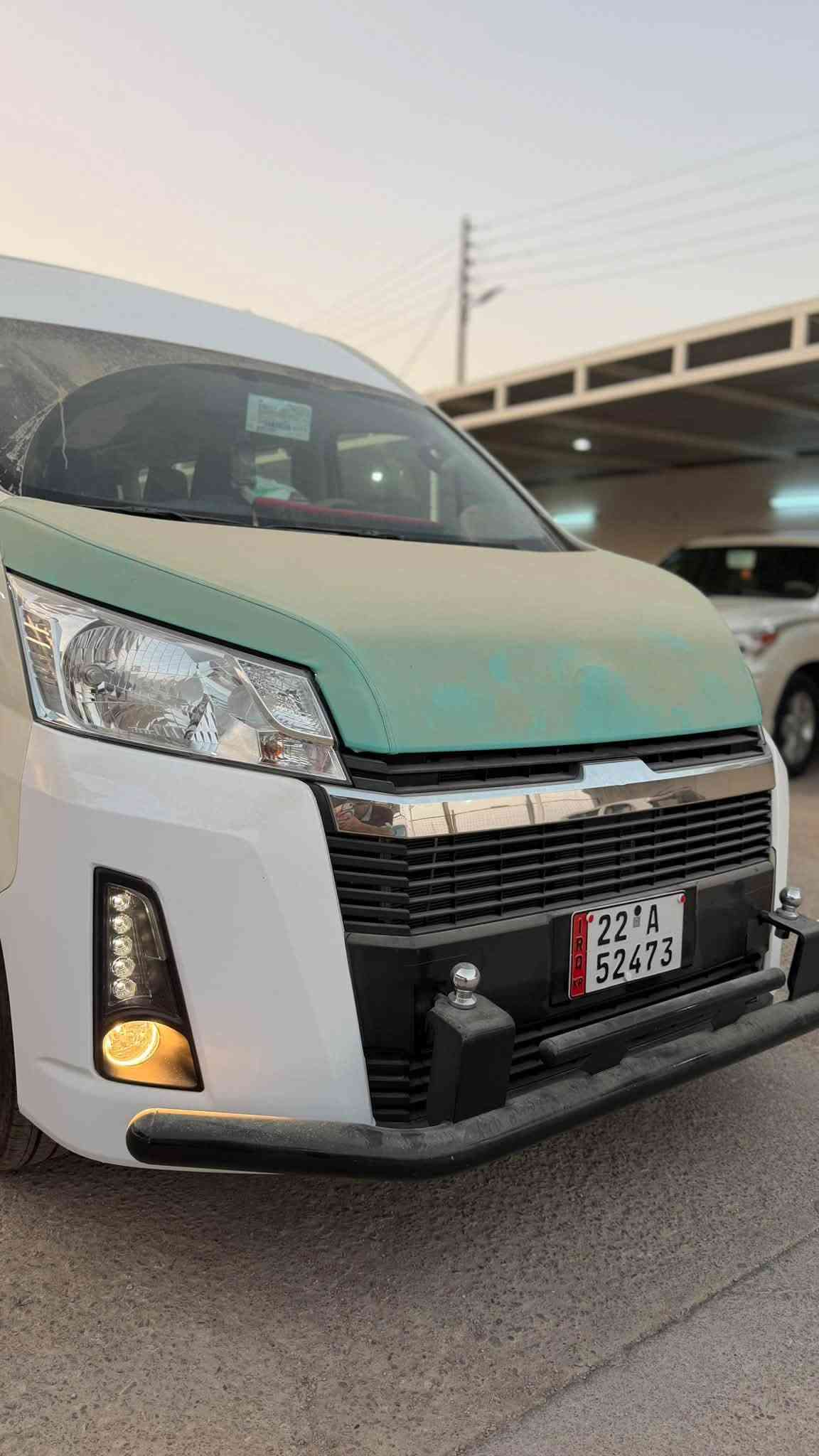 السلام عليكم 
تيوتا هايس
موديل 2025
ماشيه 2000km
بعده زيرو 
كير اوتماتيك
باب ركاب كهرباء
تحكمات ستيرن
كامره خلفيه
مدوشمه كامله
رقم اربيل 
مكان سياره الانبار حديثة
سعر 450 ورقه وبيه مجال
***********
