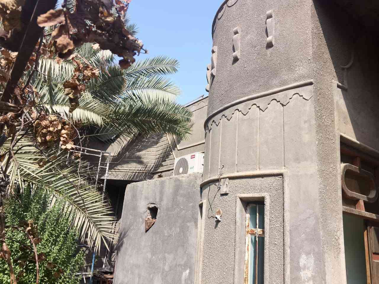 سلام عليكم 
منزل للبيع المساحه 260
بناء طابوك عكاده البيت جاهز وجديد 
العنوان حي شهداء نهايت الشارع الخدمي 
يبعد عن شارع 50 متر
***********

