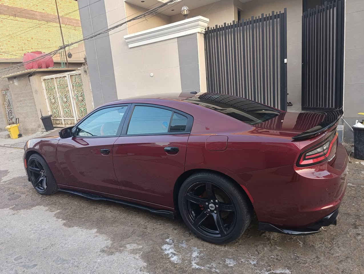 السلام عليكم جارجر sxt 19 محدث GT رقم بغداد
شفتات ستيرن تبريد خلفي تحكم كشنات رادار صور الحادث والسونار كدامكم السياره ابره مناقصه تبريدثلج كير محرك نصبه فول 
2c3cdxbg9kh507888
رقم شاصي
السعر 185 وبيه مجال ***********
