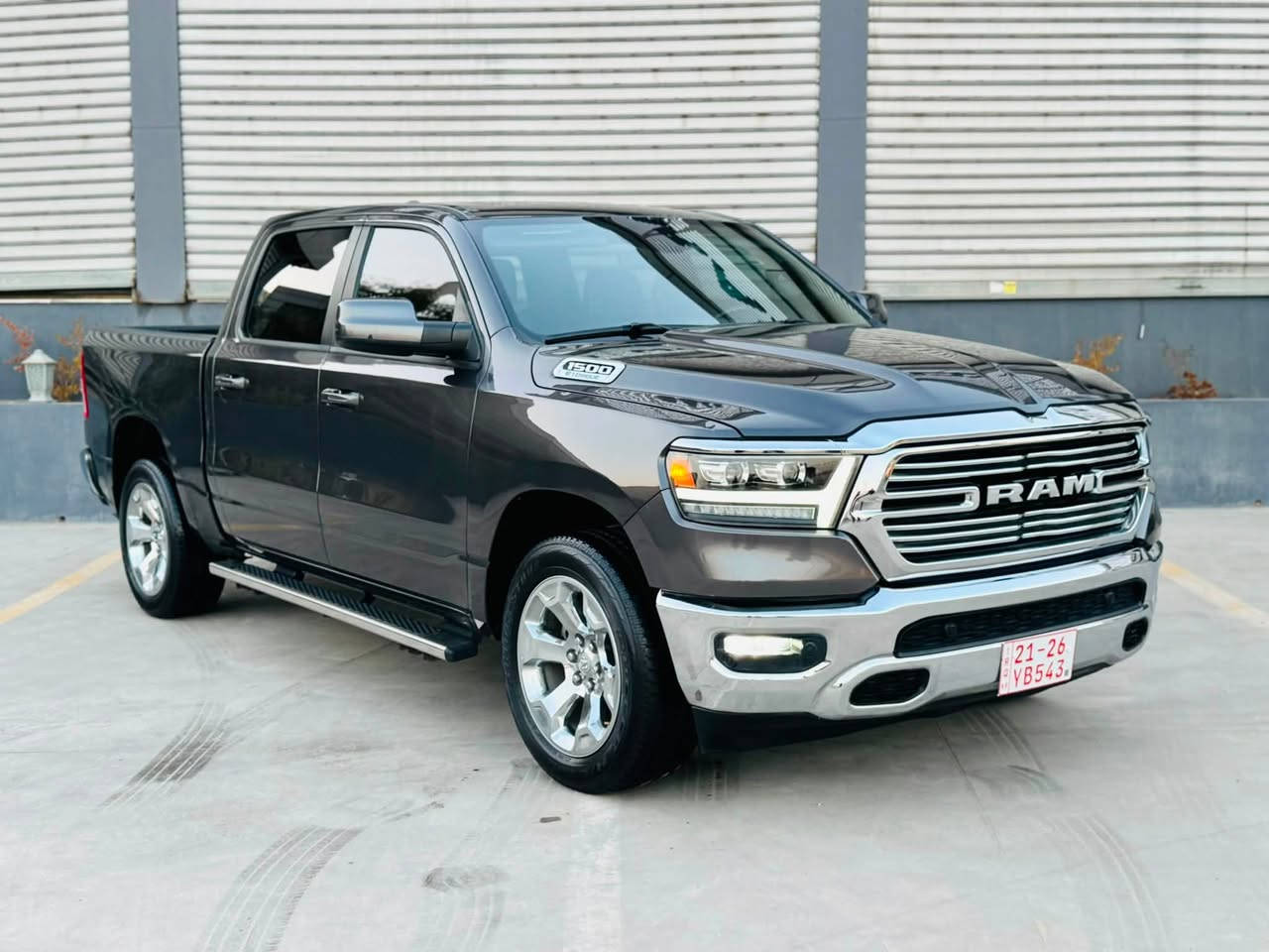 RAM 2024
رام 2024 
محرك V6  3.6 ايتورك
ماشيه 20 الف ميل 
فور ويل 4X4
بودي قصير قصير باب كبير 
مراصفات ترادسمان 
حادث بنيد تبديل بلادي
بدون دواخل ارباك سستم
السعر/: 250
عنوان كركوك 
***********
