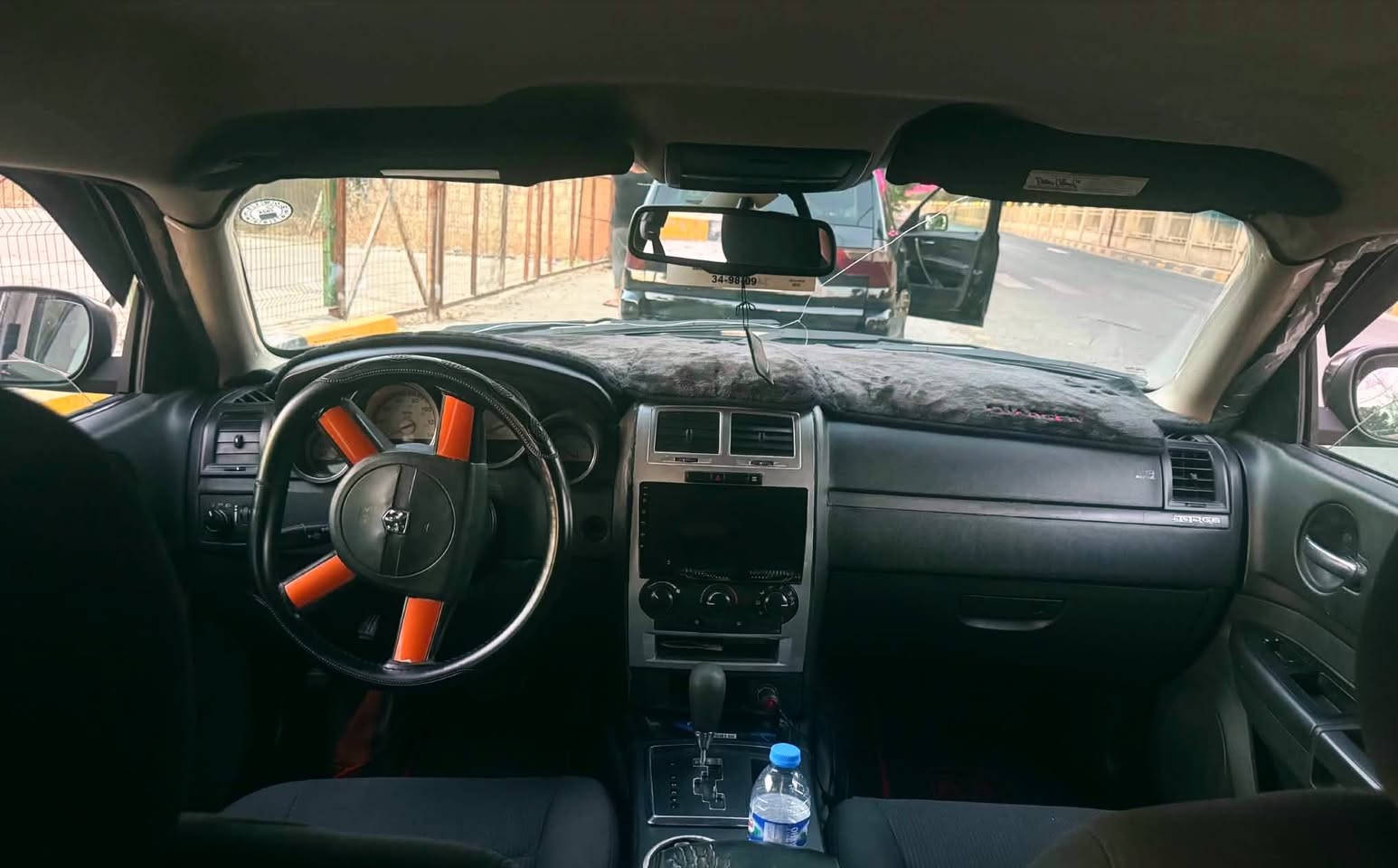 سلام عليكم... دوج جارجر 2008.. sxt.. مكينه 3500 abs.. سياره حيل نظيفه موصفاتها... جامات ومري كهرباء وهيتر كشنات كهرب تبريد قطعتين كير اوتوماتيك شاشه كامره تحكمات شاشه كروز سرعه عليها دفيوزر خلفي دعاميه اماميه عليها حاجب اصلي. لاياتات زنون سبايدر..سياره كلشي جاهز بيها..هاي موصفاتها... سياره كير ومكينه وكسن وطخم جديد...سياره حيل نظيفه... رقم شمالي جديد..بأسمي شرط تحويل وكاله.. بيها 3قطع صبغ بس موكاملات.. يعني على مكانات... سعرها 105$... تواصل ***********...... ***********.....
