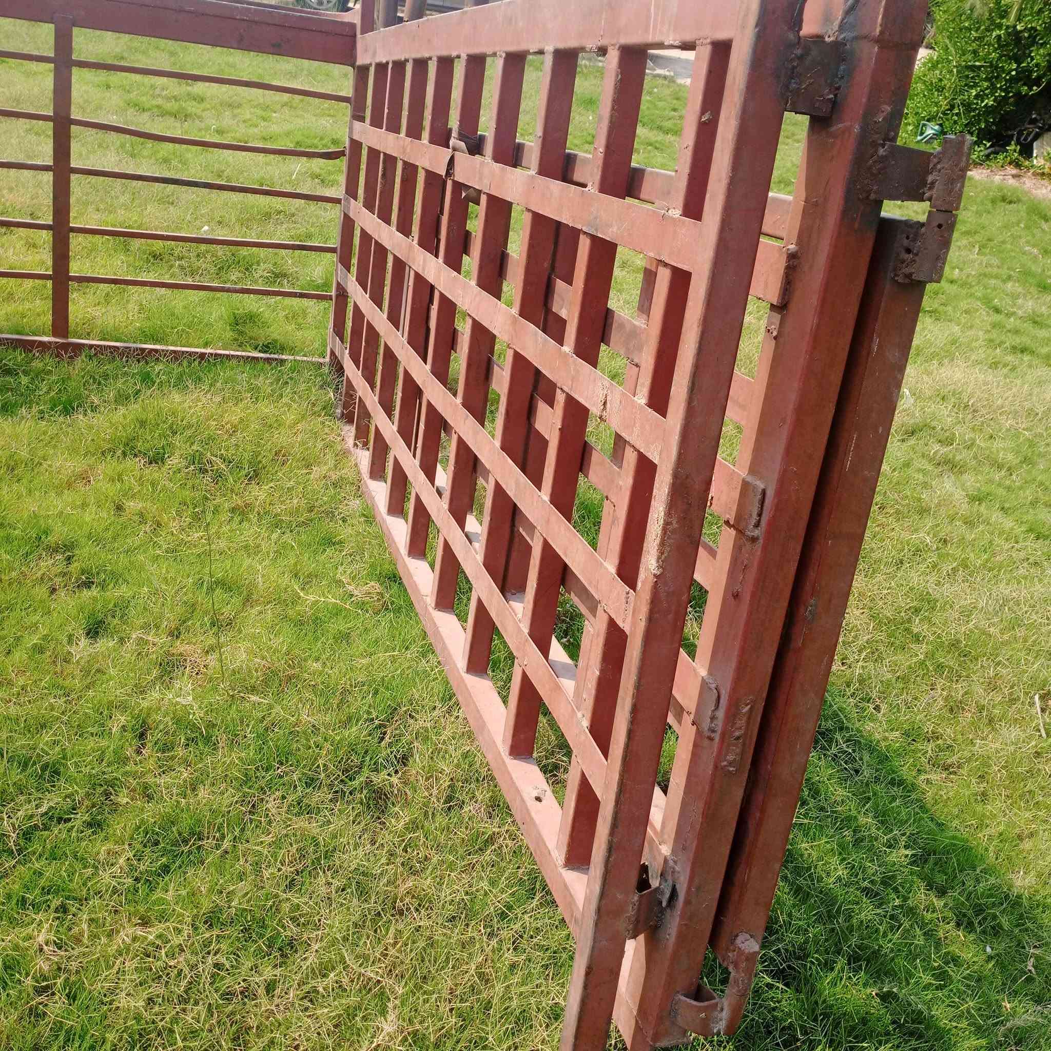 سلام عليكم.. محجر للبيع مال كياا ناصي تسكاام شتريد حمل عليه نضافه💯بل💯 شغله حلو مرتب بيع مستعجل سعره 550وبيه مجال رقم الهاتف ***********
