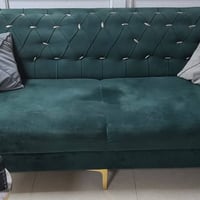 ٨ نفرات • طاولات وسطية ٤+١ • ميز تلفزيون