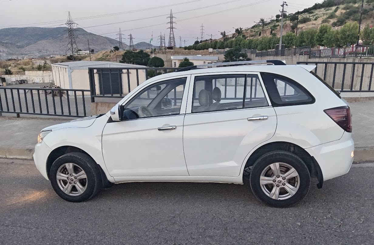 Lifan X60 2016
مەکینە18نەڤەکرییە بێ دەعم وصبغ
رەقەم جدید
بۆ فروتنێ یان گوهورینێ
گێر ئوتوماتیك(گێر ومەکینە وتبرید بشەرت)
هەرچار جام وقودیك کارەبایی
هەرچار جام دگەل سویچی دچنە سەری 
                               ABS
کامیرە وشاشە ١٨٠دەرەجا دزڤریت
تەحویل و وکالە بشەرت
سعر ٧٨ وەرەقە
*********** دهوك, العراق
