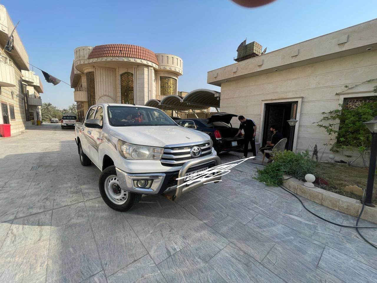 السلام عليكم بيكم 2018 سياره جديده رقم اربيل جديد سياره كفاله بيه فقط جمالق لخلفي صبغ اثر دحجه فقط مكينه كير سياره فورويل عاليه كير عادي تخم تاير حدايه كله كفاله سلوكي المكان ابو الخصيب حمدان سعر 185 بيه مجال رقم الهاتف *********** ابو الخصيب, البصرة

