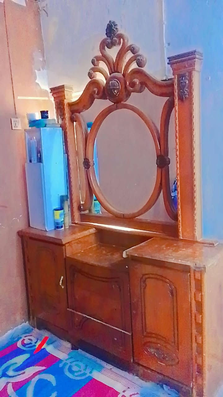 كنتور • ٥ بيبان • ميز مراية