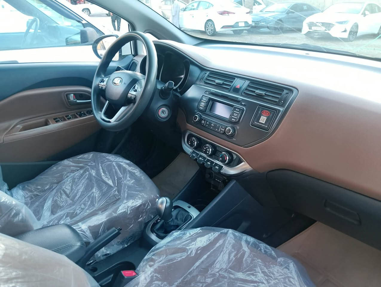 السلام عليكم كيا ريو ٢٠١٣ رقم اربيل سعر73بي مجال بصيط
خليجي فول فتحه كير محرك 1600 مكفولات حداديه جديده بيه صبغ جاملغ ايسر و شويه باب سايق لباقي مكفول 
مكاني نجف للتواصل***********
