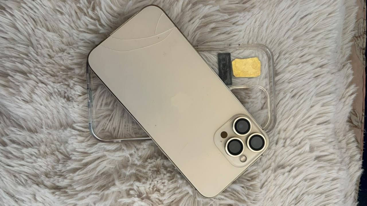 السلام عليكم
ايفون 13 pro max
ذاكره 256gb
لون ذهبي
الجهاز كلشي بي شغال فيس ايدي كامرات فرمت حدث اتصال الجهاز مستبدل بطاريه تفصيخ نسبه 87% و مستبدل شاشه سعرهة 140 الف نوع oled اصليه و مستبدل كامرات تفصيخ يعني الجهاز مصروف علي هواي و ويا مجموعه من الكفرات بس الكفر البرتقالي من شلته من الجهاز فطر الضهر فطر بسيط بس ممبين الجهاز انطي بي ضمان بطاريه و شاشه و كامرات الجهاز كلش حلو و استعمالي الشخصي اخذته ب مليون و 700 الف لليوم عندي 
سعر الجهاز 500 الف
مكاني بغداد الدوره
للستفسار اكثر تفضلو خاص او اتصلو على الرقم 
***********
بي واتساب
