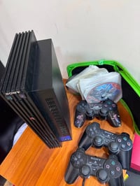 بليستيشن 2 • باب اول • ٣ جويستكات