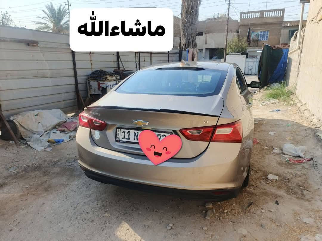 بسم الله ماشاءالله
اللهم صل على محمد وال محمد. 
السلام عليكم اني عرضتها قبل فترة سافرت بيها و مسحت المنشور... . 
... 
ماليبو 2018 للبيع فقط
حادثها بابين مبدلات نفس اللون من امريكا وصور الحادث موجودة بالمنشور
مواصفات  lt خمس بصمات تبريد امامي خلفي السيارة كشن كهرباء و على وضع الشركة ماشية ١٢٢ الف كيلو
السيارة جاهزة
نواقصها فقط درايم شفت جهة اليسار. 
السعر 90 وبيها مجال بسيط
مكانها حي التراث قرب تقاطع درويش
***********
السيارة استخدام شخصي وبس اذا طلعنه طريق خارجي اطلع بيها...وجديدة ماشاءالله وبالعافية على الياخذها.

نص مكتوب في الصور:
- ماشاءالله
