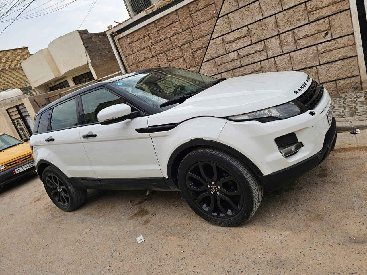 سياره رانج سبورت 2013 سياره فول مواصفات بغداد تحويل مباشر سياره مكفوله من الضربه والصبغ السعر125 واذا مراوس بصالون حسب القناعه مكاني بغداد ***********
