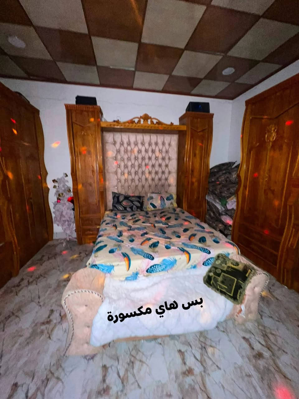 غرفة نوم أبراج  بيع مستعجل
 موصل حي السماح السعر
مليون دينار
***********
***********
