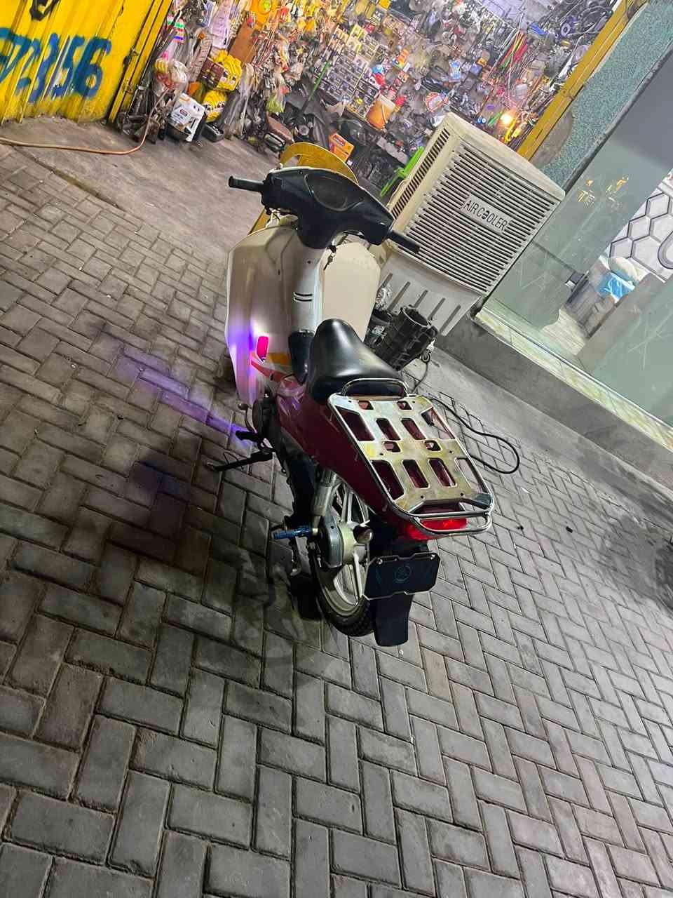 سرفيس للبيع ***********
