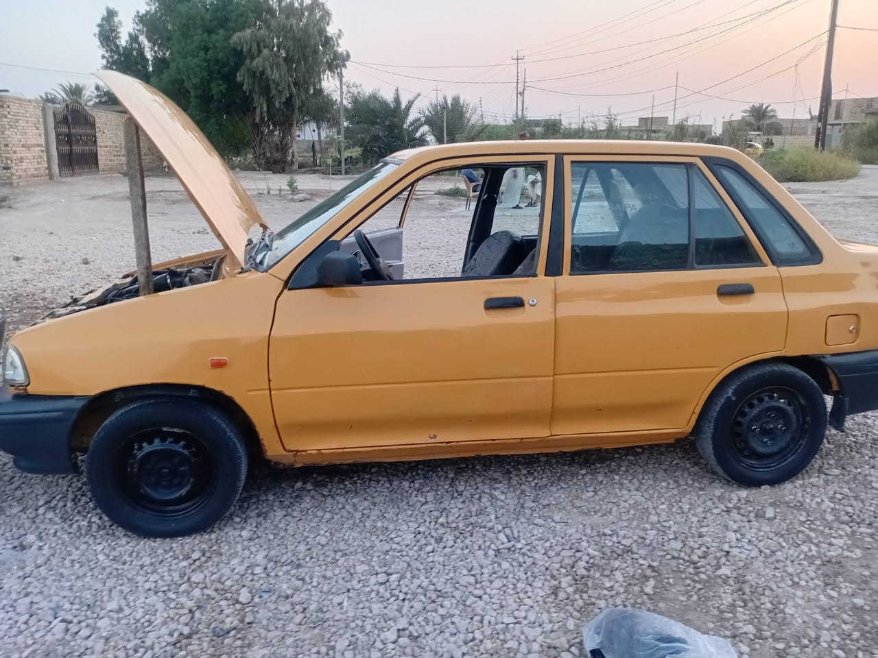 مكلف بل نشر
سلام عليكم سايبه موديل 12 سمكره جديد مكينه وكير شرط تخم تاير كهربايات شغاله هيئه غرامه مصفره رقم نكليزي بسم صاحب السياره السعر 30 وبيه مجال قليل  رقمي صاحب السياره ***********
مكان السياره الدوانيه قضاء السنيه
