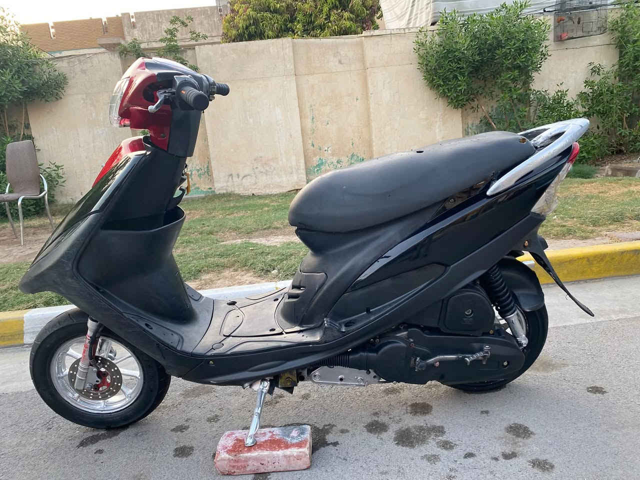 سلام عليكم ماكس عدله مابيه اي نقص بيه بس ستان تعليك كهربائيات شغاله السعر 425وبيها مجال العنوان مرور الطوبجي الاستفسار ***********

نص مكتوب في الصور:
- ***********