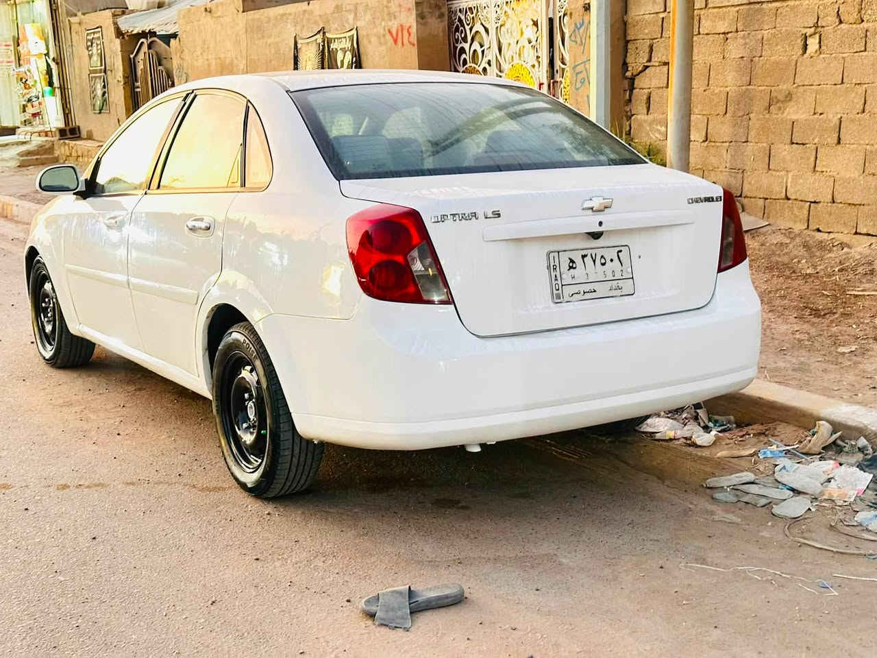 سلام عليكم شباب اوبترا موديل 2012 شركه العامه 
رقم بغداد 
شباب قبل كلشي اقره المنشور قبل لا تعلق وتخابر 
السياره بيه قطعتين صبغ بدون دواخل بدون حادث سونار موجود بيه شرط الفحص مكينه كير جديد لوك 
صدر امامي خلفي جديد لوك تخم تاير شاشه كامره السياره ع وضع الشركه جديده ماشيه 153 الف حقيقي  شكد ممتوقع جديده 
من كلشي جاهزه برغي مابيه نقص 
شغل وطلع وين ميعجبك 
السعر 74$ وبيه مجال بسيط كلش 
والسوك كلشي بي ميعجبك المنشور اعبره 
مكان السياره بغدادنهايه حي اور  

***********ابو حسن الشمري
