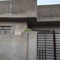 ١٠٠م • سنتين • جاهز للسكن