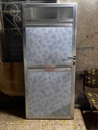 باب حمام • قابل تفاوض
