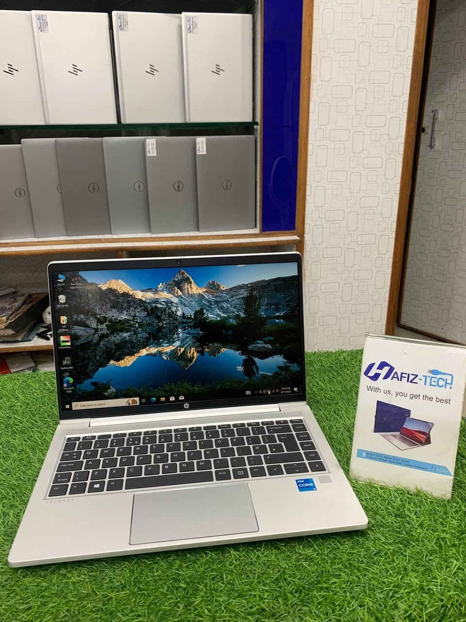 🔥 لابتوب HP ProBook 440 G8 🔥
💻 أداء عملي وأناقة تناسب كل استخدام!

🔹 المعالج: Core i5 الجيل الحادي عشر – i5-1135G7
🔹 الرام: 8GB DDR4 قابل للزيادة
🔹 التخزين: 256GB SSD NVMe قابل للزيادة
🔹 الشاشة: 14 إنش
🔹 كرت الشاشة: Intel Iris Xe Graphics
🔹 النظافة: 100%
🔹 يأتي بكارتون

🎁 الهدايا:
✔️ حقيبة لابتوب
✔️ ماوس
✔️ Mouse Pad
✔️ الشاحن الأصلي
✔️ تغليف احترافي داخل كارتون

🎯 مناسب جداً للطلاب، الدوام المكتبي، البرمجة، الدراسة، المحاسبة والاستخدام اليومي.

🚚 التوصيل متوفر إلى جميع المحافظات
📍 بغداد – الأمين الثانية

🛡️ فحص كامل للجهاز قبل الإرسال، وفحص قبل الدفع والاستلام.

375 الف فقط 
واتساب *********** للتواصل
