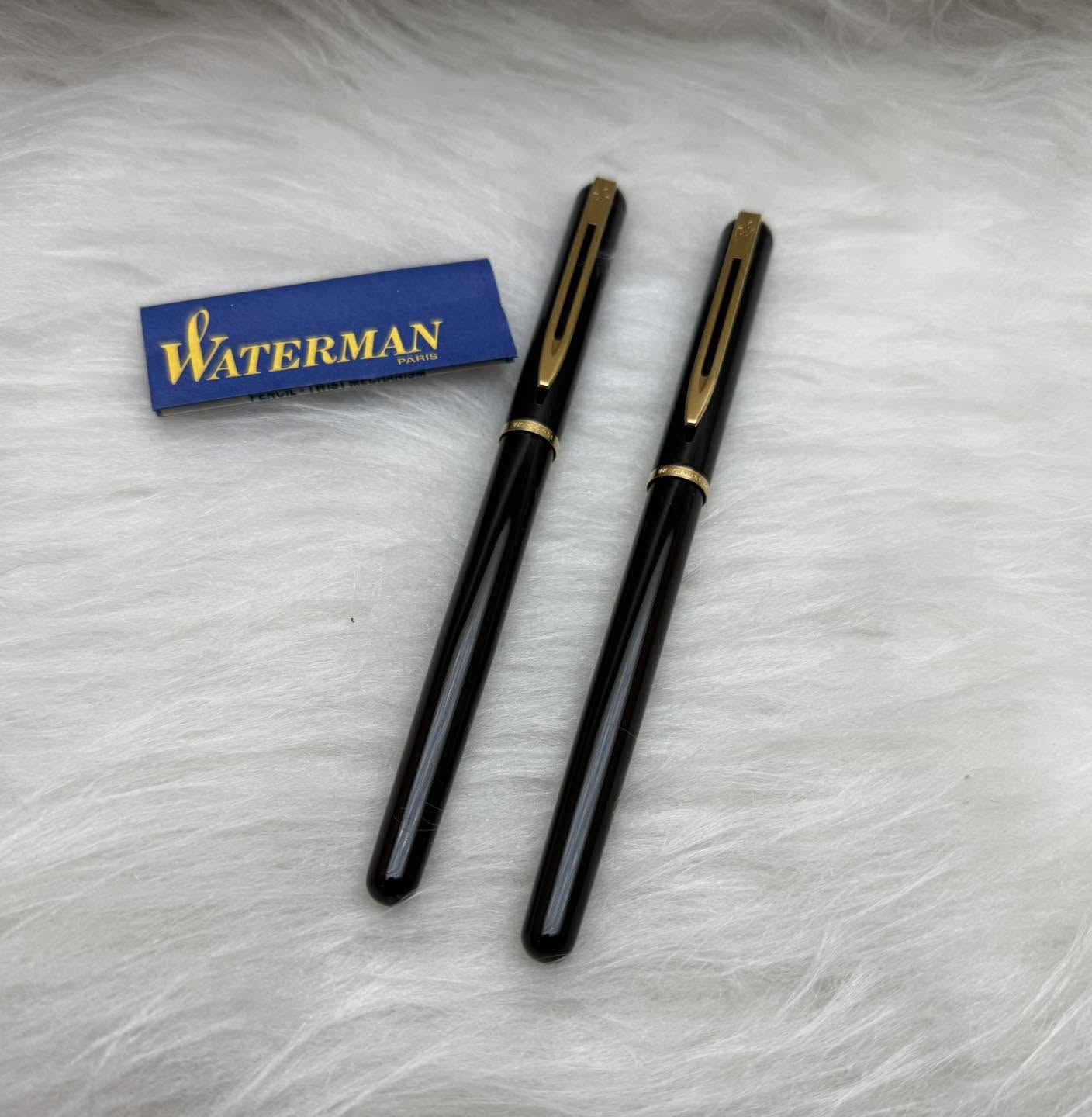 WATERMAN 
سيت واترمان 
 حبر  و سوفت 
فرنسي المنشأ اصلي
ريشة(سلاية) طلاء ذهب
جنكال + حلقات طلاء ذهب 
حجم الخط M
انتاج سنة التسعينيات 
جديد  غير مستخدم 
مع العلبة الاصلية و الكرنتي
للاستفسار المراسله على الخاص او الاتصال بالرقم  *********** 
يوجد خدمة توصيل داخل بغداد و محافظات #بغداد #محافظات
