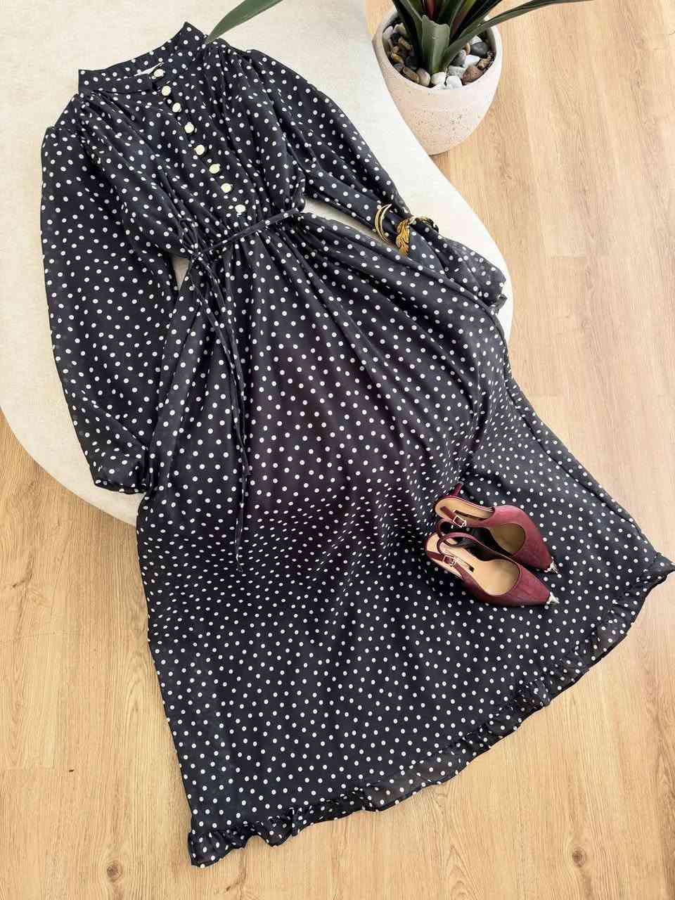 فستان ترند ❤️ شيفون امبطن 
قياسات XXL XL.L.M
بسعر 😘
متوفر توصيل 
واتساب ***********
