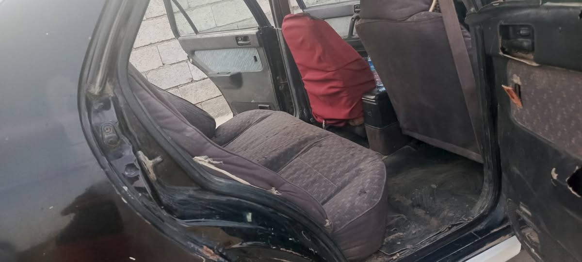 لنتره موديل 95 محرك  نضيف تايرات وصدر جدد لسعر 26 مكانه ديالئ خان بني سعد  ***********
