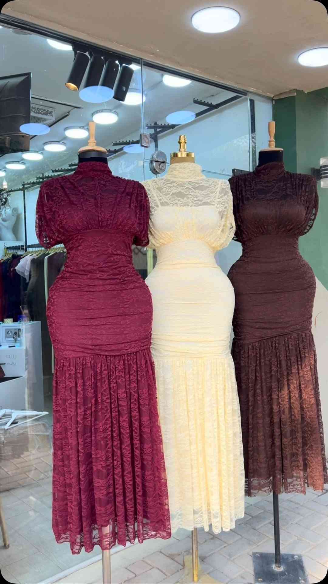 خلص • ملابس