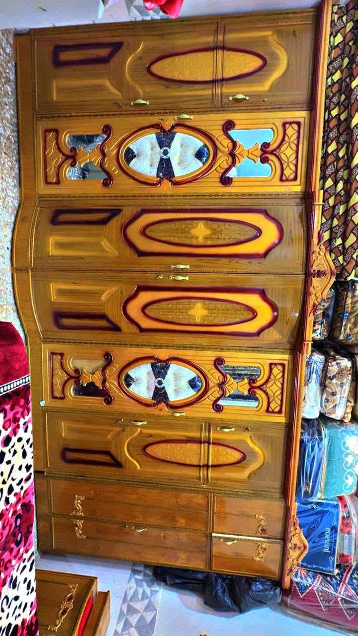 غرفة نوم • ١٤م • بيع مستعجل