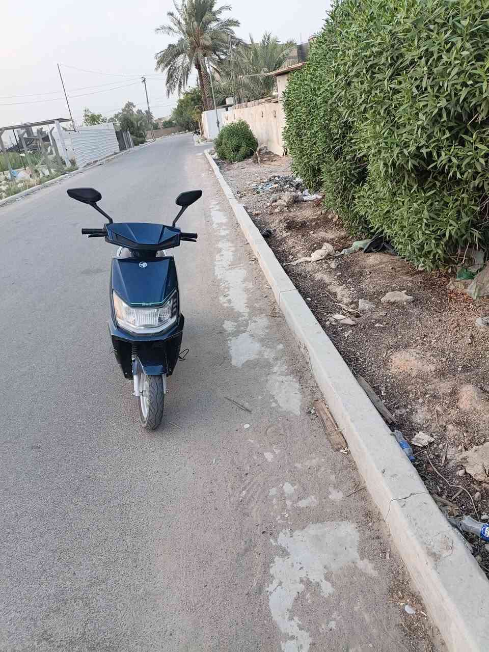 سلام عليكم دراجه سكنس شحن 6باتري 72فولت 32امبير تمشيك بل شحنه 45كيلو كامله ونضيفه بدون شخوط وكسور مكان حي الجهاد سعرها475ستفسار ***********لحد يكسر بيه رحمه لاهلكم
