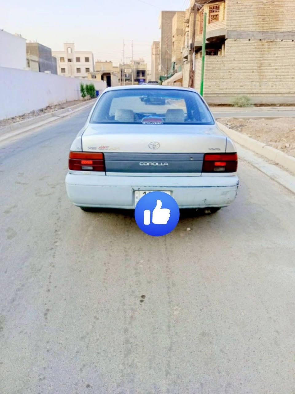 السلام عليكم 
كورله مديل1994يسره خليجي ابلاد گير اوتوماتيك 

محرك حجم 1600

تبريد ثلج 

كهربائيات كلها شغاله 

رقم انگليزي وبسمي سنويه جديده رقم 

بغداد 

مكانه بغداد جديده 

***********

