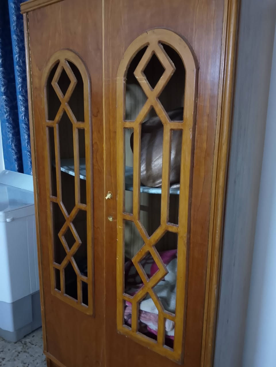 للبيع • ابي غريب • جنب سياج المطار