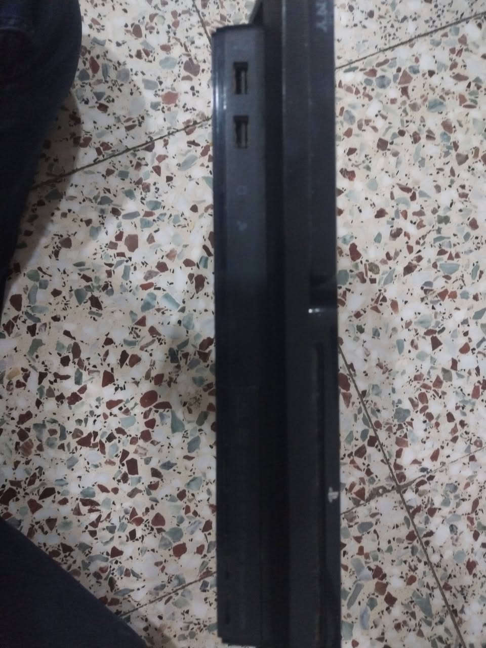 بلي 3 مهكر نضيف جداََ وجديد ماامستعمل هواي ويه ملاحقاته يدهه واير شحن واير واير HDMl اخو الجديد مكاني نجف *********** رايدهه 100قفلل للشرايهه

