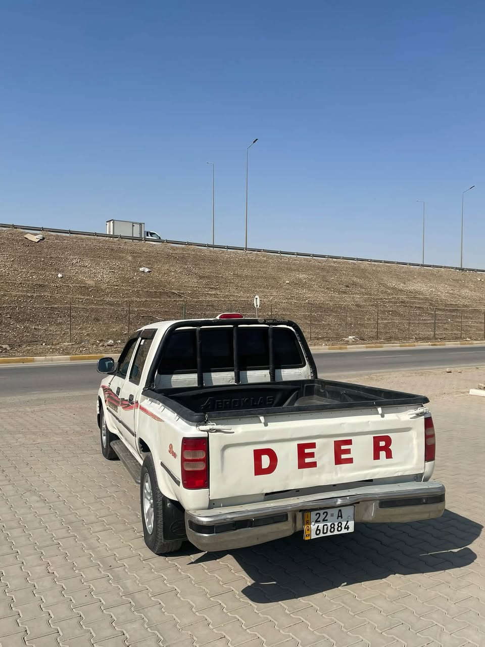 دير بؤفرؤشتن مؤديل ٢٠٠٩  سه نه وى ژينگه و ريگا هه موو شتى نو ئيه غاز به نزين سبوخيش به س بؤديكه ى سبوغه له گه ل جه مپيكى خه فيفى پيشـى هه يه سعرى ٦٣ وه ره قه مه جا ل ره قه م ته له فؤن *********** فايبه ر واتساب له سه ره سعيد ملاقةرة
