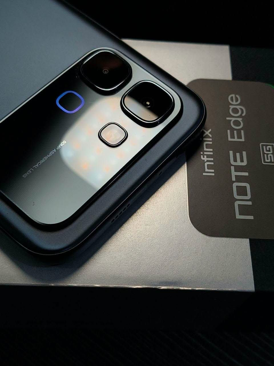 انفينكس نوت ايدج 5G • ٢٥٦ • بطارية ٦٥٠٠