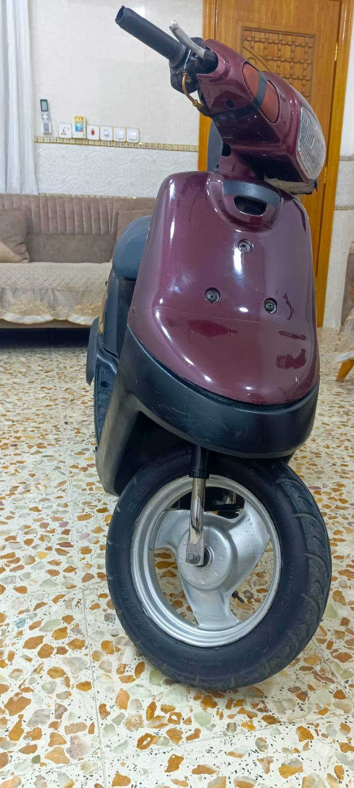السلام عليكم 
دراجه بطة موديل 2003 للبيع شغاله  هندر واحد شاصي مكفول ما بي قطره لحيم بيها نواقص بسيطه ينزلن من السعر مكاني كربلاء طويريج السعر 195 و بيها مجال تواصل خاص او اتصال على الرقم 
***********
