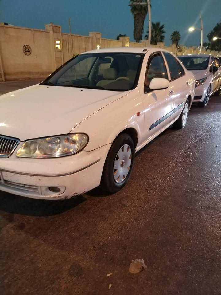 للبيع نيسان صني 2009
صبغ باب الخلفي جهة اليمين وجاملغ الامامي مبدل
رقم اربيل سنوية جديدة بأسمي 
شرط التحويل 
محرك شرط لا صرف ولا نفخ 

للتواصل 

***********
***********
