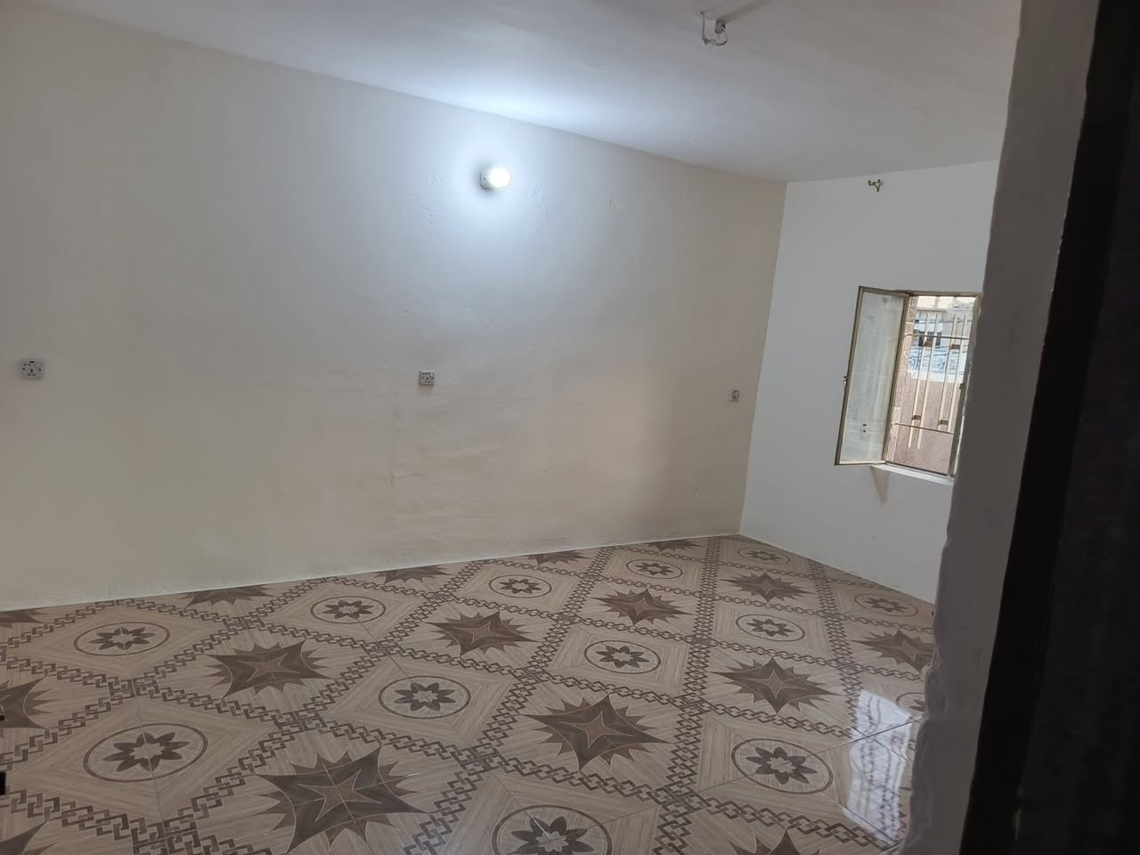 مشتمل • طابق ثاني • حي العامل محلة 809