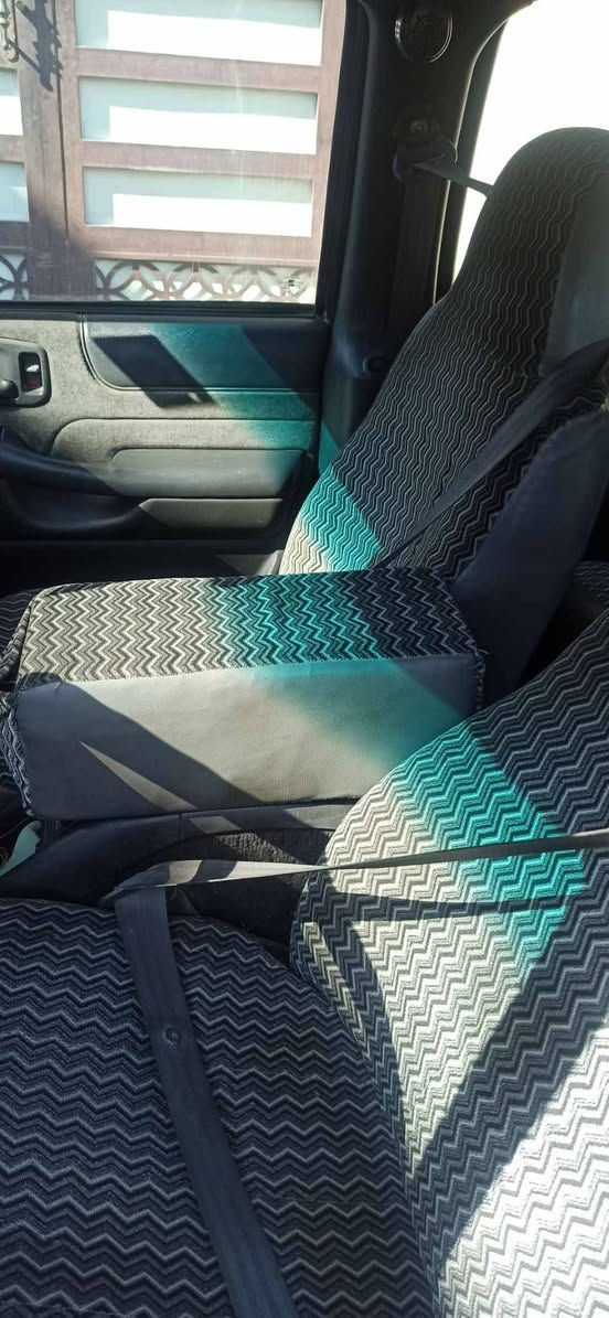 بلايزر جيمي ٢٠٠١ حدادية وتخم تاير جديد وباتري جديد قطرة صبغ مابيه بيه جراد تبريد نقص كمبريسر  سعر ٥٣ ورقة وبي مجال
محرك ٣٦٠٠ ستة سلندر عزم وقوة خير من الله مكانه كوت رقم إنكليزي باسمي كبل تحويل رقمي للتواصل *********** 
بلايزر جيمي ٢٠٠١ حدادية وتخم تاير جديد وباتري جديد قطرة صبغ مابيه بيه جراد تبريد نقص كمبريسر  سعر ٥٣ ورقة وبي مجال
