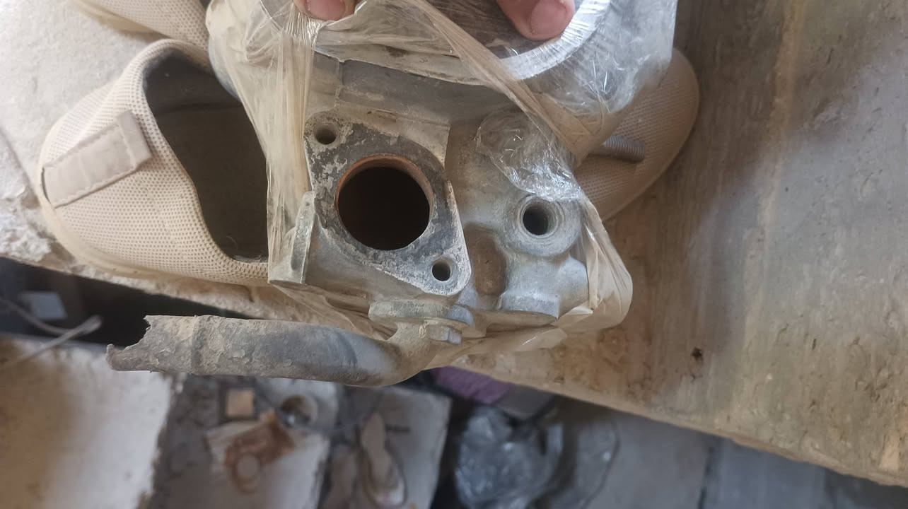 كور فتون جديد شغل ابو اسلام درجه اولى الشغل بعده مسلفن شيش جديد جيب وشد ب 130 مكان كربلاء المقدسة ***********
